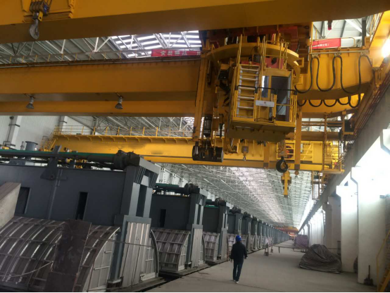 什么是鋁電解多功能機(jī)組？